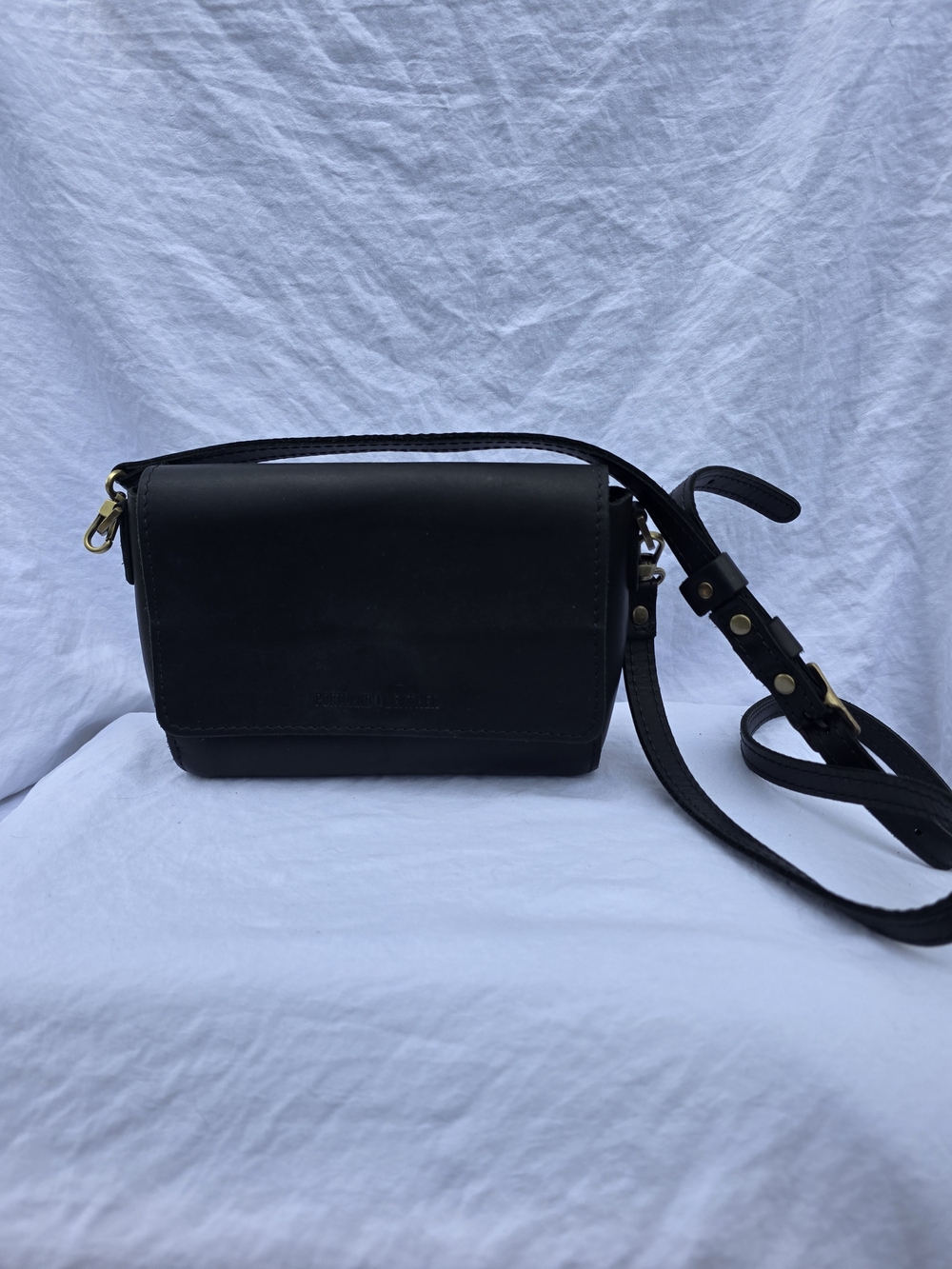 Small Black Portland Leather Metro